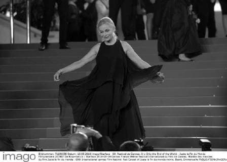 69. Festival de Cannes: It s Only the End of the World - Juste la Fin du Monde Filmpremiere 207867 De Rosa-Garcia Starface 2016-05-19 Cannes France 69ème Festival International du Film de Cannes. Montée des marches du film Juste la fin du monde . 69th International cannes Film festival. Red Carpet of Juste la fin du monde movie. Beart, Emmanuelle  Copyright: xDexRosa-Garciax xStarfacex STAR_207867_107