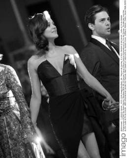 69. Festival de Cannes: It s Only the End of the World - Juste la Fin du Monde Filmpremiere 207867 De Rosa-Garcia Starface 2016-05-19 Cannes France 69ème Festival International du Film de Cannes. Montée des marches du film Juste la fin du monde . 69th International cannes Film festival. Red Carpet of Juste la fin du monde movie. Cotillard, Marion; Dolan, Xavier  Copyright: xDexRosa-Garciax xStarfacex STAR_207867_112