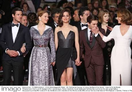 69. Festival de Cannes: It s Only the End of the World - Juste la Fin du Monde Filmpremiere (From L to R) Gaspard Ulliel, Lea Seydoux, Marion Cotillard, Xavier Dolan and Nathalie Baye arrive on the red carpet before the screening of the film Juste la fin du monde (It s Only the End of the World) at the 69th annual Cannes International Film Festival in Cannes, France on May 19, 2016.  CAN20160519807 DAVIDxSILPA