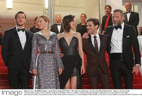 69. Festival de Cannes: It s Only the End of the World - Juste la Fin du Monde Filmpremiere (From L to R) Gaspard Ulliel, Lea Seydoux, Marion Cotillard, Xavier Dolan and Vincent Cassel arrive on the steps of the Palais des Festival before the screening of the film Juste la fin du monde (It s Only the End of the World) at the 69th annual Cannes International Film Festival in Cannes, France on May 19, 2016.  CAN20160519819 DAVIDxSILPA