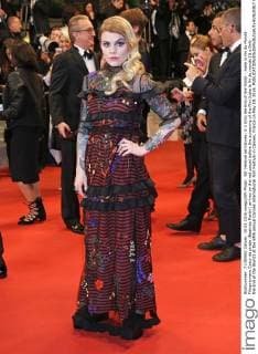 69. Festival de Cannes: It s Only the End of the World - Juste la Fin du Monde Filmpremiere Coeur de pirate (Beatrice Martin) arrives on the red carpet before the screening of the film Juste la fin du monde (It s Only the End of the World) at the 69th annual Cannes International Film Festival in Cannes, France on May 19, 2016.  CAN20160519837 DAVIDxSILPA