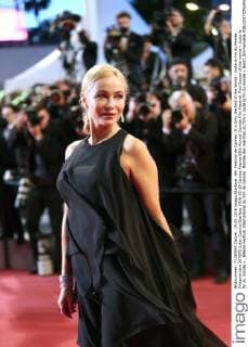 69. Festival de Cannes: It s Only the End of the World - Juste la Fin du Monde Filmpremiere 207870 Julien Cauvin Starface 2016-05-19 Cannes France 69th Annual Cannes Film Festival. Red Carpet of the movie « Juste la fin du monde » . 69ème Festival International du film de Cannes. Montée des marches du film « Juste la fin du monde » Beart, Emmanuelle  Copyright: xJulienxCauvinx STAR_207870_011