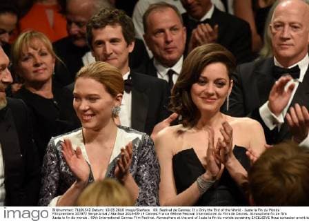 69. Festival de Cannes: It s Only the End of the World - Juste la Fin du Monde Filmpremiere 207872 Serge Arnal Starface 2016-05-19 Cannes France 69ème Festival International du Film de Cannes. Atmosphere fin de film Juste la fin du monde . 69th International Cannes Film Festival. Atmosphere at the end of Juste la fin du monde screening EXCLUSIVE Nous contacter avant toute utilisation web Canet, Guillaume; Cotillard, Marion; Seydoux, Léa  Copyright: xSergexArnalx xStarfacex STAR_207872_034