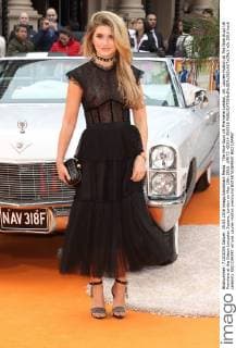 The Nice Guys UK Premiere London, UK. Lauren Hutton at The Nice Guys UK Premiere at the Odeon Leicester Square, London on May 19th 2016. LMK73 -60314-200516 