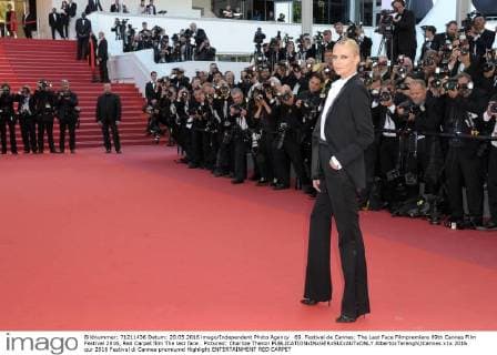 69. Festival de Cannes: The Last Face Filmpremiere 69th Cannes Film Festival 2016, Red Carpet film The last face . Pictured: Charlize Theron  AlbertoxTerenghi Cannes
