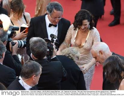 69. Festival de Cannes: The Last Face Filmpremiere 207912 Serge Arnal Starface 2016-05-20 Cannes France 69ème Festival International du Film de Cannes. Montée des marches du film The Last Face . 69th International Cannes Film Festival. Red carpet of The Last face movie. Binoche, Juliette  Copyright: xSergexArnalx xStarfacex STAR_207912_003