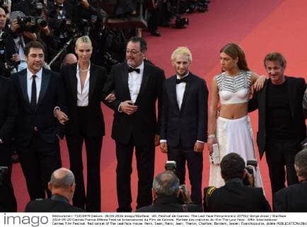 69. Festival de Cannes: The Last Face Filmpremiere 207912 Serge Arnal Starface 2016-05-20 Cannes France 69ème Festival International du Film de Cannes. Montée des marches du film The Last Face . 69th International Cannes Film Festival. Red carpet of The Last face movie. Penn, Sean; Reno, Jean; Theron, Charlize; Bardem, Javier; Exarchopoulos, Adèle  Copyright: xSergexArnalx xStarfacex STAR_207912_037