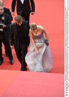 69. Festival de Cannes: The Last Face Filmpremiere 207912 Serge Arnal Starface 2016-05-20 Cannes France 69ème Festival International du Film de Cannes. Montée des marches du film The Last Face . 69th International Cannes Film Festival. Red carpet of The Last face movie. Penn, Sean; Penn, Dylan Frances  Copyright: xSergexArnalx xStarfacex STAR_207912_047