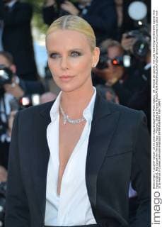 69. Festival de Cannes: The Last Face Filmpremiere 69th Cannes Film Festival 2016, Red Carpet film The Last Face . Pictured: Charlize Theron  SimonexComi Cannes