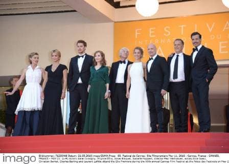 69. Festival de Cannes: Elle Filmpremiere May 11, 2016 - Cannes, France - CANNES, FRANCE - MAY 21: (L-R) Actors Anne Consigny, Virginie Efira, Jonas Bloquet, Isabelle Huppert, director Paul Verhoeven, actors Alice Isaaz, Christian Berkel, Charles Berling and Laurent Lafitte attend the Elle Premiere during the 69th annual Cannes Film Festival at the Palais des Festivals on May 21, 2016 in Cannes, France. Cannes France - ZUMAi09_