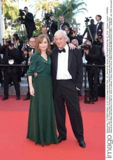 69. Festival de Cannes: Elle Filmpremiere May 11, 2016 - Cannes, France - CANNES, FRANCE - MAY 21: Director Paul Verhoeven (L) and actress Isabelle Huppert attend the Elle Premiere during the 69th annual Cannes Film Festival at the Palais des Festivals on May 21, 2016 in Cannes, France. Cannes France - ZUMAi09_