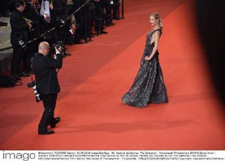 69. Festival de Cannes: The Salesman - Forushande Filmpremiere 207941 Serge Arnal Starface 2016-05-21 Cannes France 69ème Festival International du Film de Cannes. Montée des marches du film The Salesman - Forushande . 69th International Cannes Film Festival. Red Carpet of The Salesman - Forushande .  Copyright: xSergexArnalx xStarfacex STAR_207941_001