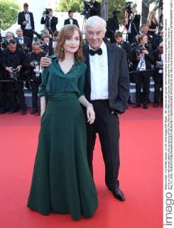 69. Festival de Cannes: Elle Filmpremiere Isabelle Huppert and Paul Verhoeven arrive on the red carpet before the screening of the film Elle at the 69th annual Cannes International Film Festival in Cannes, France on May 21, 2016.  CAN20160521804 DAVIDxSILPA