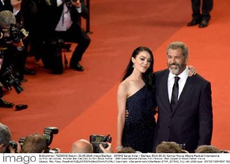 207942 Serge Arnal Starface 2016-05-21 Cannes France 69eme Festival International du Film de Cannes. Montee des marches du film Blood Father . 69th International Cannes Film Festival. Red Carpet of Blood Father movie. Gibson, Mel; Ross, Rosalind  Copyright: xSergexArnalx xStarfacex STAR_207942_011