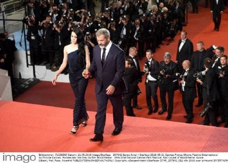 207942 Serge Arnal Starface 2016-05-21 Cannes France 69eme Festival International du Film de Cannes. Montee des marches du film Blood Father . 69th International Cannes Film Festival. Red Carpet of Blood Father movie. Gibson, Mel; Ross, Rosalind  Copyright: xSergexArnalx xStarfacex STAR_207942_012