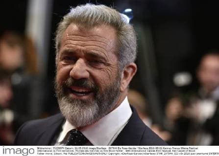 207944 De Rosa-Garcia Starface 2016-05-21 Cannes France 69eme Festival International du Film de Cannes. Montee des marches du film Blood Father . 69th International Cannes Film Festival. Red Carpet of Blood Father movie. Gibson, Mel  Copyright: xDexRosa-Garciax xStarfacex STAR_207944_023
