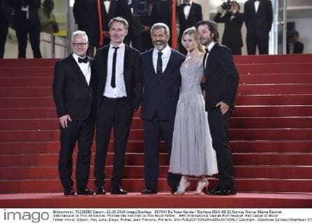 207944 De Rosa-Garcia Starface 2016-05-21 Cannes France 69eme Festival International du Film de Cannes. Montee des marches du film Blood Father . 69th International Cannes Film Festival. Red Carpet of Blood Father movie. Gibson, Mel; Luna, Diego; Richet, Jean-Francois; Moriarty, Erin  Copyright: xDexRosa-Garciax xStarfacex STAR_207944_027