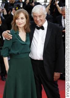 Isabelle Huppert and Paul Verhoeven attending the Elle premiere during the 69th Cannes Film Festival at the Palais des Festivals in Cannes on May 21, 2016 Foto:xD.xBedrosianx xFuturexImage