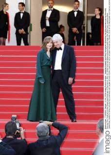 Isabelle Huppert and Paul Verhoeven attending the Elle premiere during the 69th Cannes Film Festival at the Palais des Festivals in Cannes on May 21, 2016 Foto:xD.xBedrosianx xFuturexImage