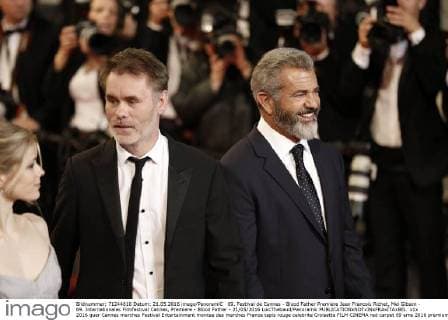 69. Festival de Cannes - Blood Father Premiere Jean Francois Richet, Mel Gibson - 69. Internationales Filmfestival Cannes, Premiere - Blood Father - 21 05 2016 LoicThebaud Panoramic 
