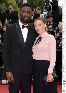 69. Festival de Cannes - Roter Teppich Abschlussveranstaltung 207963 De Rosa-Garcia Starface 2016-05-22 Cannes France 69th Cannes International Film Festival. Red carpet of Closing ceremony. 69eme Festival International du Film de Cannes. Montee des marches de cloture. Ngijol, Thomas; Rocher, Karole  Copyright: xDexRosa-Garciax xStarfacex STAR_207963_036
