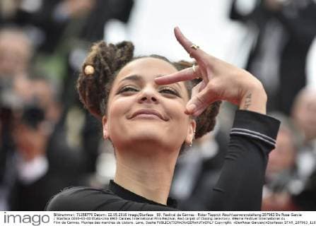 69. Festival de Cannes - Roter Teppich Abschlussveranstaltung 207963 De Rosa-Garcia Starface 0000-00-00 Etats-Unis 69th Cannes International Film Festival. Red carpet of Closing ceremony. 69eme Festival International du Film de Cannes. Montee des marches de cloture. Lane, Sasha  Copyright: xDexRosa-Garciax xStarfacex STAR_207963_118