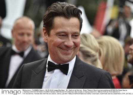 69. Festival de Cannes - Roter Teppich Abschlussveranstaltung 207963 De Rosa-Garcia Starface 0000-00-00 Etats-Unis 69th Cannes International Film Festival. Red carpet of Closing ceremony. 69eme Festival International du Film de Cannes. Montee des marches de cloture. Gerra, Laurent  Copyright: xDexRosa-Garciax xStarfacex STAR_207963_146