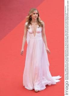 69. Festival de Cannes - Roter Teppich Abschlussveranstaltung 207964 Serge Arnal Starface 2016-05-22 Cannes France 69eme Festival International du Film de Cannes. Montee des marches de cloture. Moriarty, Erin  Copyright: xSergexArnalx xStarfacex STAR_207964_037