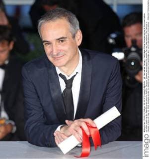 69. Festival de Cannes - Preisträger Olivier Assayas arrives at the award photo call after receiving the Best Director prize for the film Personal Shopper during the 69th annual Cannes International Film Festival in Cannes, France on May 22, 2016. Assayas shared the Best Director prize with Cristian Mungiu and his film Bacalaureat (Graduation) .  CAN20160522782 DAVIDxSILPA