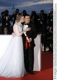 69. Festival de Cannes - Preisträger Cristian Mungiu, Maria Dragus - 69. Internationales Filmfestival Cannes, Photocall Preisträger - 22 05 2016 LoicThebaud Panoramic 