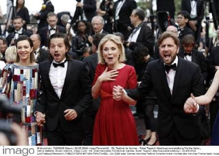 69. Festival de Cannes - Roter Teppich Abschlussveranstaltung Marthe Keller, Celine Sallette, Ruben Ostlund, Diego Luna - 69. Internationales Filmfestival Cannes, Roter Teppich Abschlussveranstaltung - 22 05 2016 LoicThebaud Panoramic 