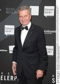 5 Jahre Deutscher Schauspielerpreis 2016 Guenther Hermann Oettinger, Politiker, CDU Ankunft zu 5 jahre Deutscher Schauspielerpreis in Berlin, 20.05.2016