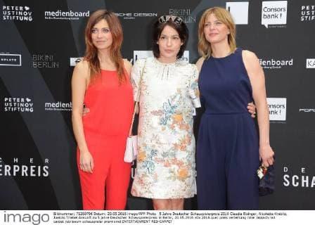 5 Jahre Deutscher Schauspielerpreis 2016 Claudia Eisinger, Nicolette Krebitz, Joerdis Triebel Ankunft zu 5 jahre Deutscher Schauspielerpreis in Berlin, 20.05.2016