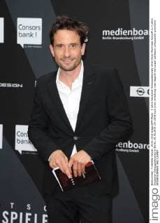 5 Jahre Deutscher Schauspielerpreis 2016 Oliver Mommsen Ankunft zu 5 jahre Deutscher Schauspielerpreis in Berlin, 20.05.2016