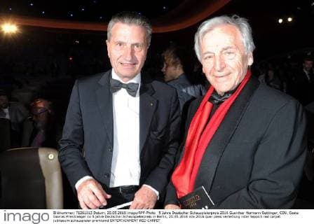5 Jahre Deutscher Schauspielerpreis 2016 Guenther Hermann Oettinger, CDU, Costa Gavras Preistraeger zu 5 jahre Deutscher Schauspielerpreis in Berlin, 20.05.2016
