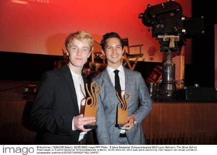 5 Jahre Deutscher Schauspielerpreis 2016 Louis Hofmann, Tim Oliver Schulz Preistraeger zu 5 jahre Deutscher Schauspielerpreis in Berlin, 20.05.2016