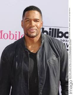 Michael Strahan BILLBOARD MUSIC AWARDS: ARRIVALS Las Vegas Patrick Rideaux PicturePerfect