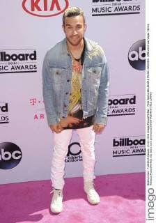 Pete Wentz BILLBOARD MUSIC AWARDS: ARRIVALS Las Vegas Patrick Rideaux PicturePerfect