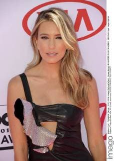 Renee Bargh BILLBOARD MUSIC AWARDS: ARRIVALS Las Vegas Patrick Rideaux PicturePerfect