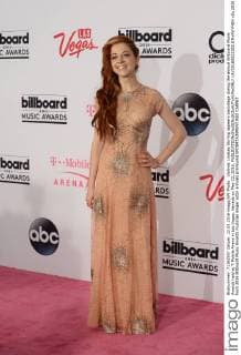 Violinist Lindsey Stirling appears backstage during the annual Billboard Music Awards held at T-Mobile Arena in Las Vegas, Nevada on May 22, 2016.  LAV20160522283 JIMxRUYMEN