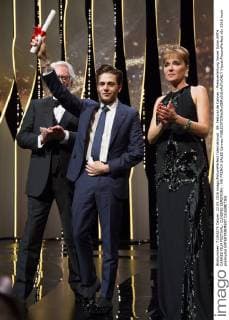69. Festival de Cannes - Preisverleihung Xavier Dolan 69TH CANNES FILM FESTIVAL- CLOSING CEREMONY - NO FRENCH SALES Cannes  Visual PicturePerfect
