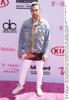 May 22, 2016 - Las Vegas, NV, United States - 22 May 2016 - Las Vegas, NV - Pete Wentz. 2016 Billboard Music Awards from the T-Mobile Arena - Arrivals. Credit: mjt AdMedia Las Vegas United States - ZUMAa123