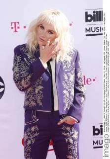 May 22, 2016 - Las Vegas, NV, United States - 22 May 2016 - Las Vegas, NV - Kesha. 2016 Billboard Music Awards from the T-Mobile Arena - Arrivals. Credit: mjt AdMedia Las Vegas United States - ZUMAa123