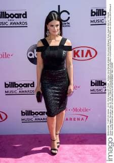 Actress Idina Menzel attends the annual Billboard Music Awards held at T-Mobile Arena in Las Vegas, Nevada on May 22, 2016.  LAV20160522476 JIMxRUYMEN