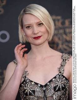 May 23, 2016 - Hollywood, California, U.S. - Mia Wasikowska arrives for the premiere of the film Alice Through The Looking Glass at the El Capitan theater. Hollywood U.S. - ZUMAo05_