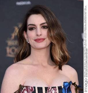 May 23, 2016 - Hollywood, California, U.S. - Anne Hathaway arrives for the premiere of the film Alice Through The Looking Glass at the El Capitan theater. Hollywood U.S. - ZUMAo05_