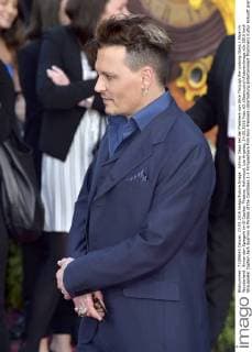 Johnny Depp bei der Premiere von Alice Through the Looking Glass Alice im Wunderland: Hinter den Spiegeln im El Capitan Theatre, Hollywood. Los Angeles, 24.05.2016 Foto:xD.xStarbuckx xFuturexImage