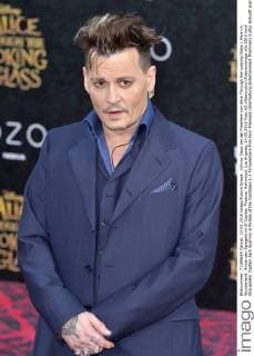 Johnny Depp bei der Premiere von Alice Through the Looking Glass Alice im Wunderland: Hinter den Spiegeln im El Capitan Theatre, Hollywood. Los Angeles, 24.05.2016 Foto:xD.xStarbuckx xFuturexImage