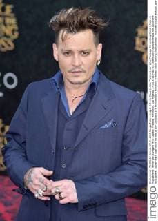 Johnny Depp bei der Premiere von Alice Through the Looking Glass Alice im Wunderland: Hinter den Spiegeln im El Capitan Theatre, Hollywood. Los Angeles, 24.05.2016 Foto:xD.xStarbuckx xFuturexImage