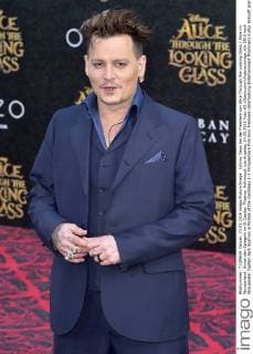 Johnny Depp bei der Premiere von Alice Through the Looking Glass Alice im Wunderland: Hinter den Spiegeln im El Capitan Theatre, Hollywood. Los Angeles, 24.05.2016 Foto:xD.xStarbuckx xFuturexImage